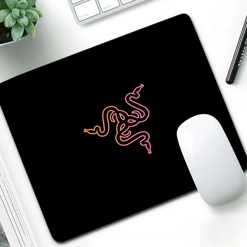 Razer Luxury Mouse Pad Anime G - Tech Gaming Accessories reseña y precio